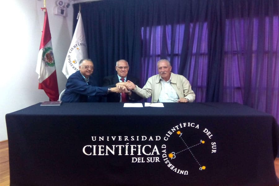 Universidad Científica del Sur y Biovet, S.A. firman convenio de colaboración