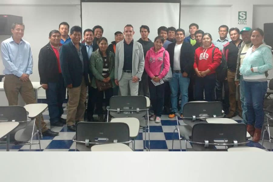 A technical team from Biovet presents a conference in Tacna (Peru)