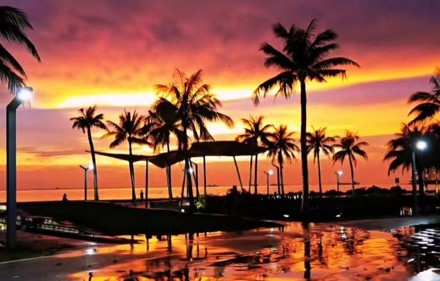 Sunset in Haikou